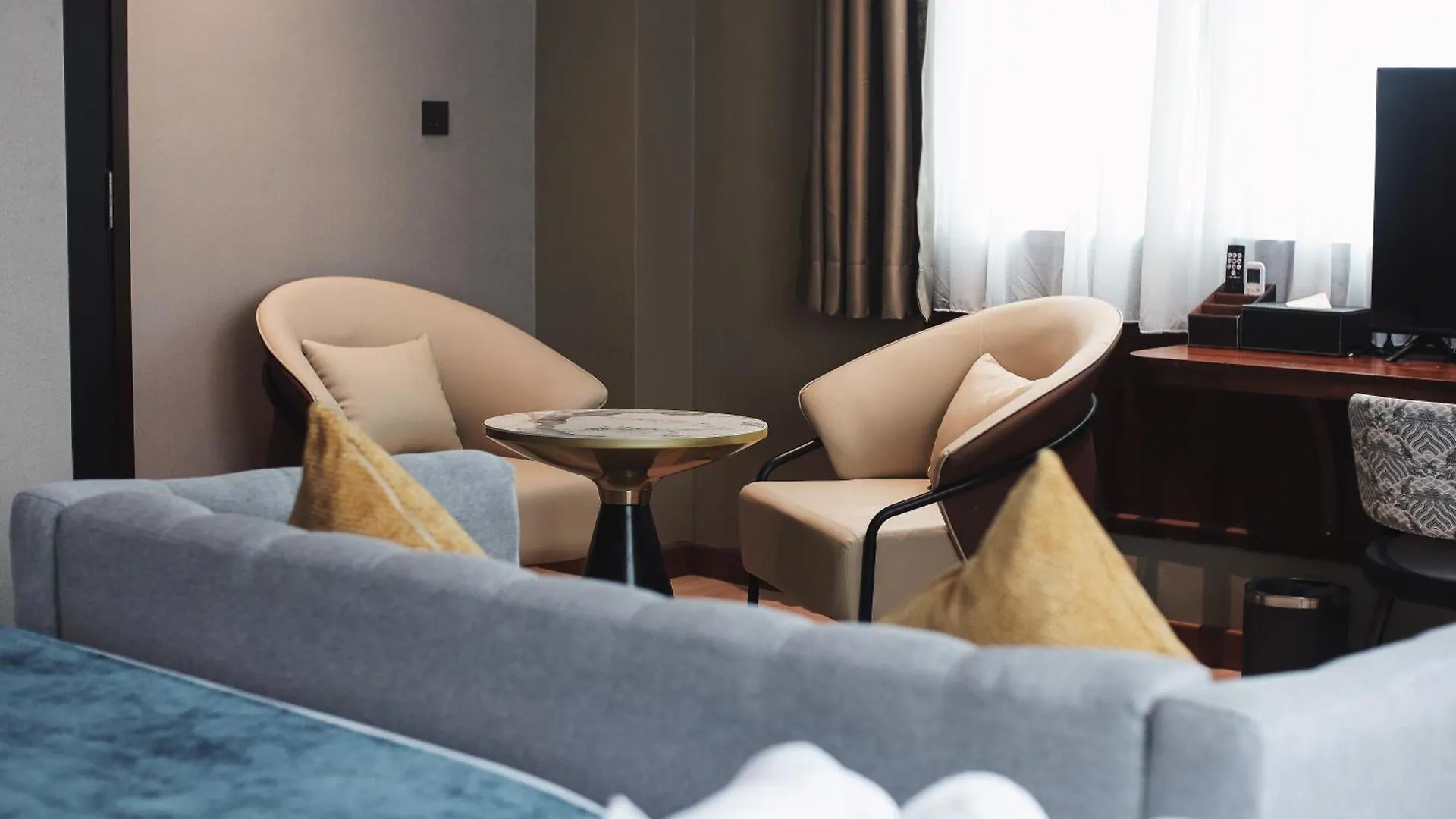 Moon Hotel George Town